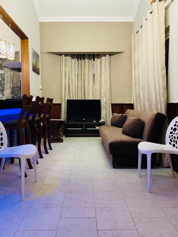 Cosy Flat Beachfront Flic-en-Flacq Exteriör bild